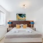 Cherry Banks 5 Bedroom And 3 Bathroom House Σπίτι διακοπών