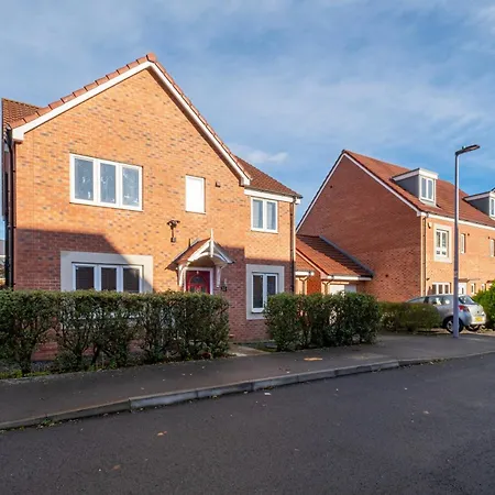 Cherry Banks 5 Bedroom And 3 Bathroom House