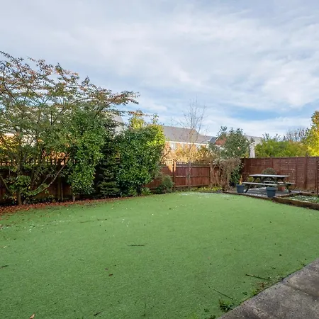 Cherry Banks 5 Bedroom And 3 Bathroom House Prázdninový dům