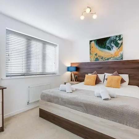 Cherry Banks 5 Bedroom And 3 Bathroom House Feriehus *