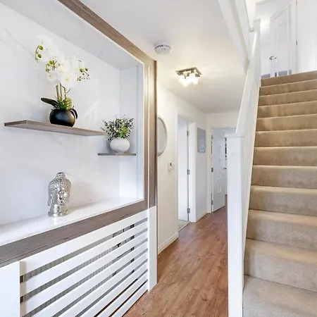 Semesterbostad Cherry Banks 5 Bedroom And 3 Bathroom House