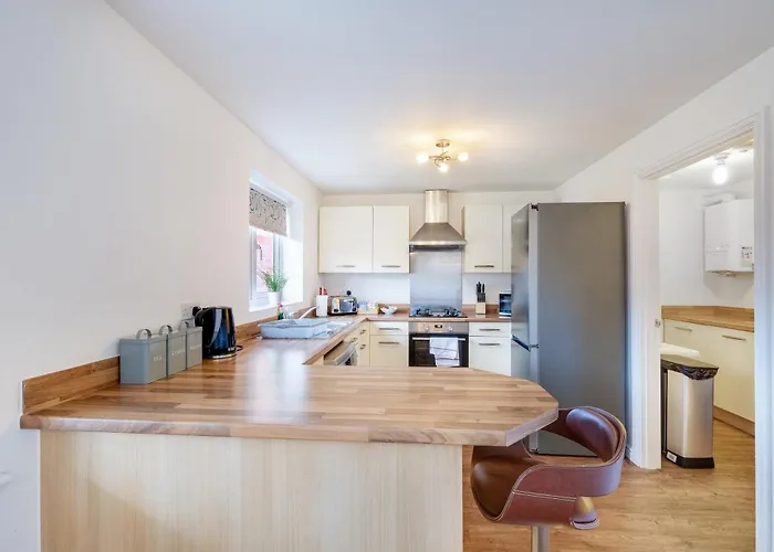 Cherry Banks 5 Bedroom And 3 Bathroom House Holiday home *