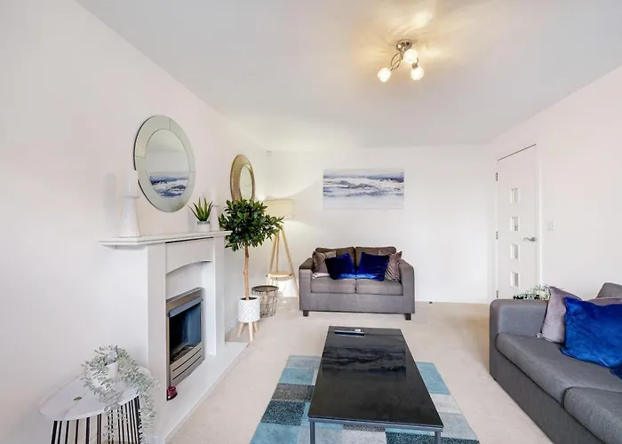 Holiday home Cherry Banks 5 Bedroom And 3 Bathroom House *