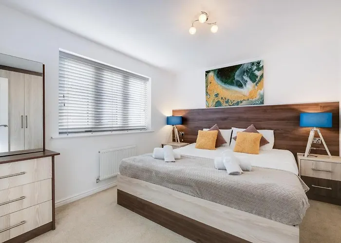 Cherry Banks 5 Bedroom And 3 Bathroom House Holiday home *