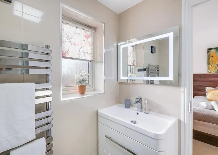 Cherry Banks 5 Bedroom And 3 Bathroom House בית נופש *