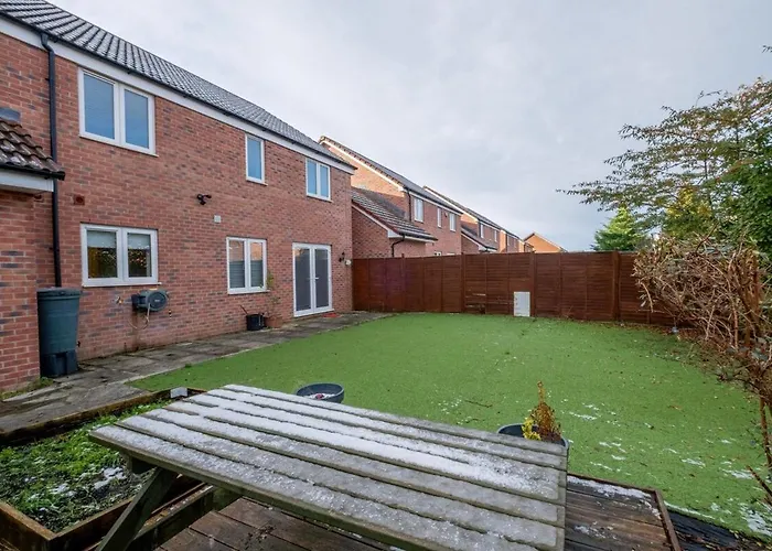 Holiday home Cherry Banks 5 Bedroom And 3 Bathroom House Bristol