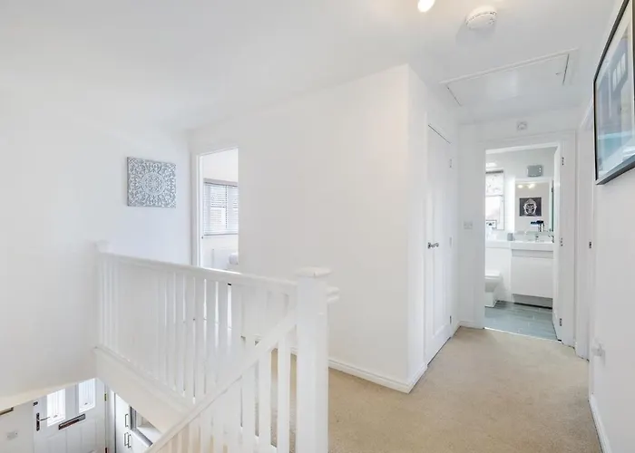 בית נופש Cherry Banks 5 Bedroom And 3 Bathroom House