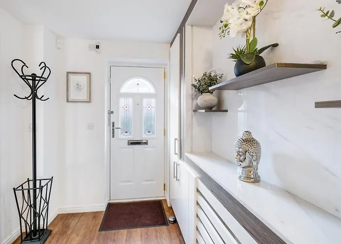 Cherry Banks 5 Bedroom And 3 Bathroom House בית נופש