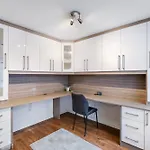 Cherry Banks 5 Bedroom And 3 Bathroom House * Бристоль