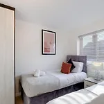Cherry Banks 5 Bedroom And 3 Bathroom House