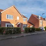 Cherry Banks 5 Bedroom And 3 Bathroom House *