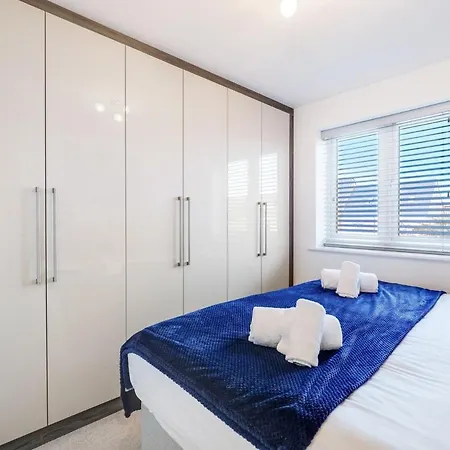 Cherry Banks 5 Bedroom And 3 Bathroom House Casa de Férias Bristol