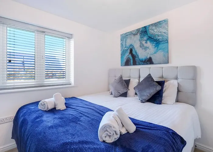 Semesterbostad Cherry Banks 5 Bedroom And 3 Bathroom House