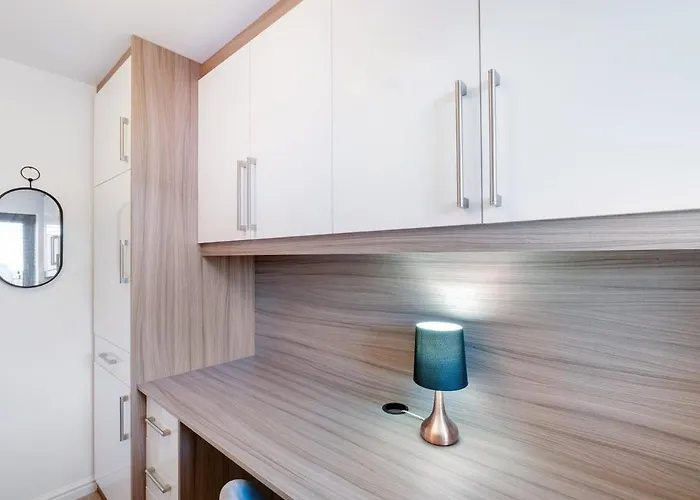 Cherry Banks 5 Bedroom And 3 Bathroom House Nyaraló *